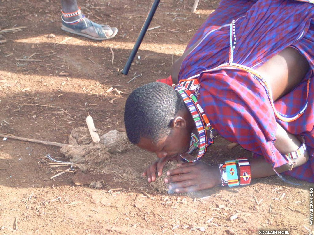 fonds d cran Masa - Massa - Maass - tribu - Kenya - Afrique - de Alain Noel