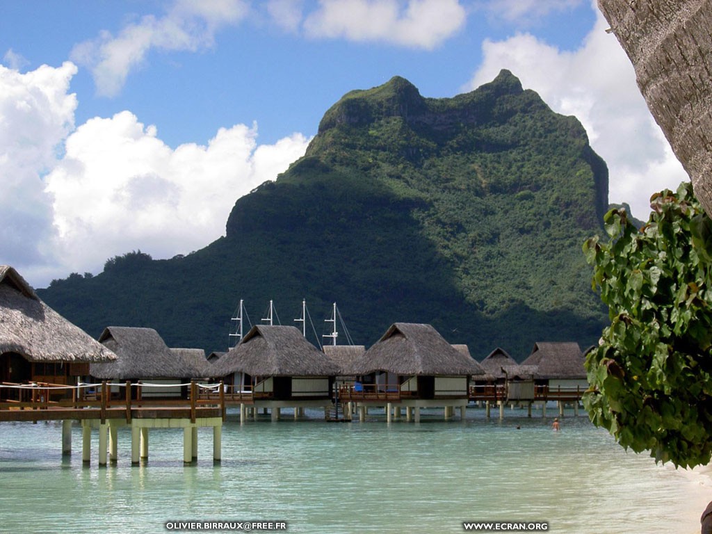 fonds d cran des fonds d'ecran de Bora-Bora bora par Olivier Birraux , habitant  ... Bora bora. Nana et  faaitoito ! - de Olivier Birraux