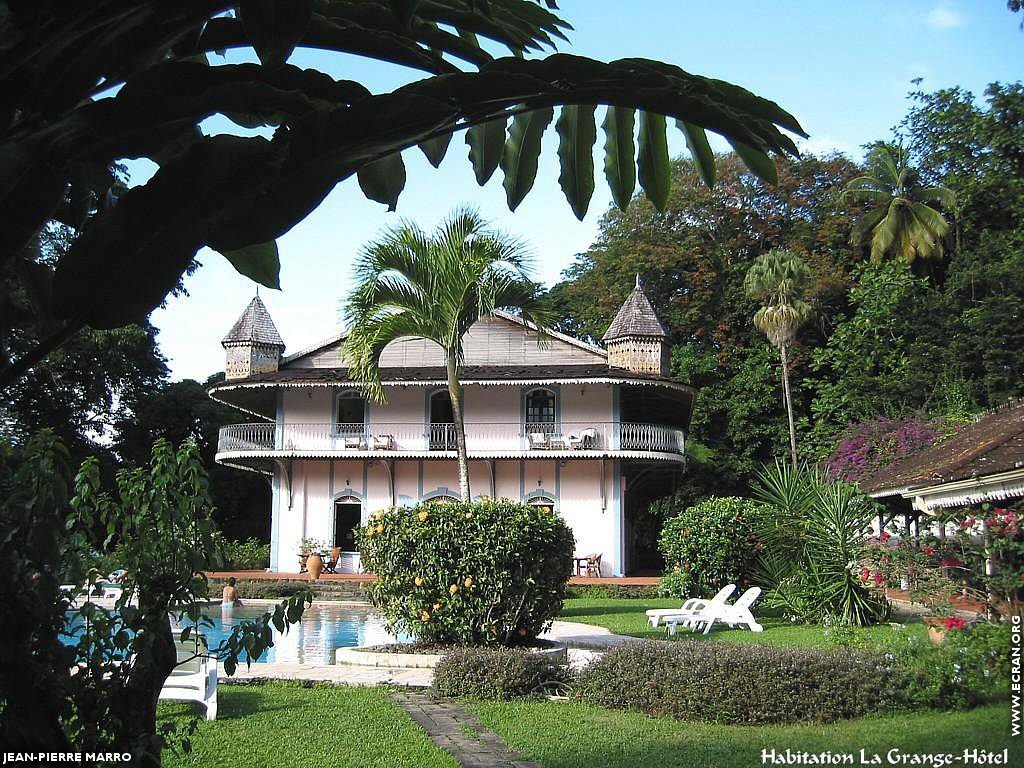 fonds d cran Antilles - Martinique - Habitations - Photos de Jean-Pierre Marro - de Jean-Pierre Marro