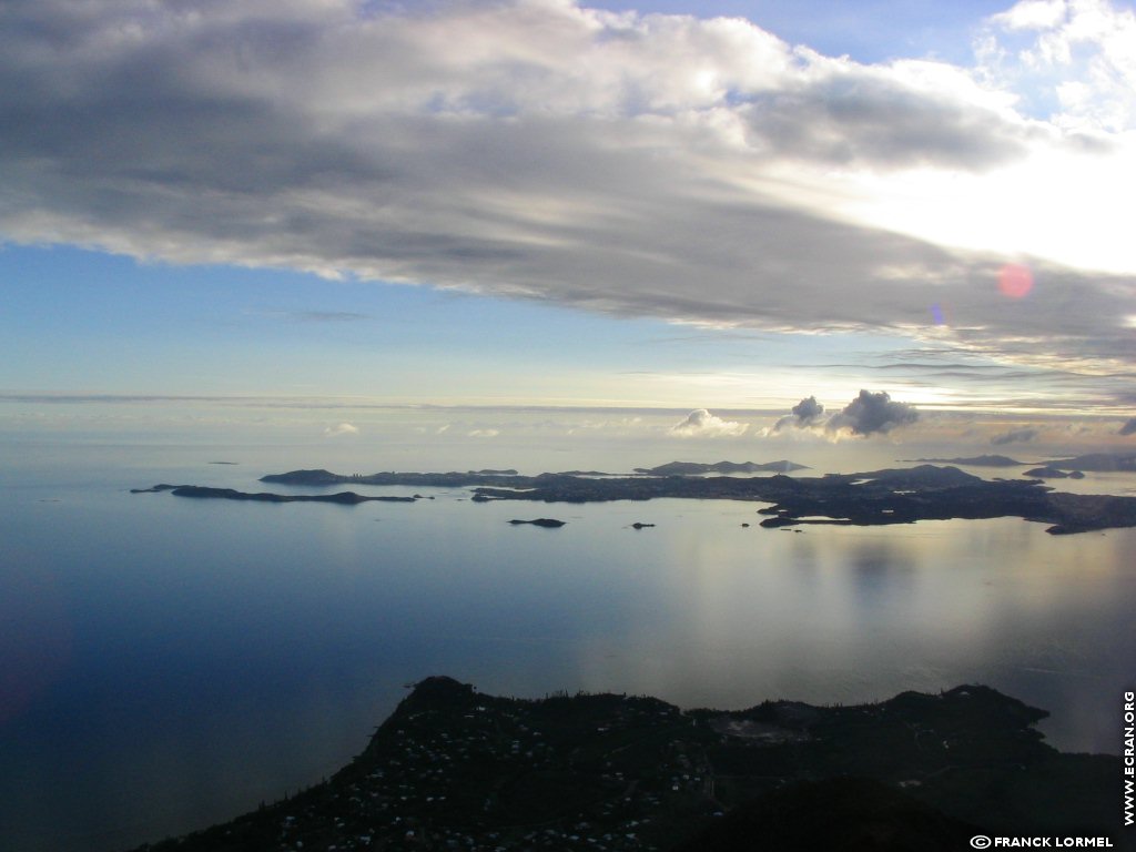 fonds d cran Oceanie - Nouvelle Caledonie - de Franck Lormel